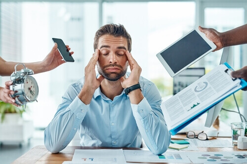 Burnout professionnel : comment reconnaître les signes avant-coureurs et y remédier