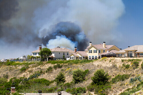 Immobilier : il perd 24 millions de dollars dans les incendies de Californie